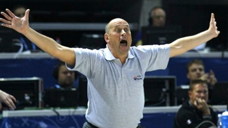 Росен Барчовски изведе баскетболните национали до първата им победа на европейско първенство след 22 години пауза