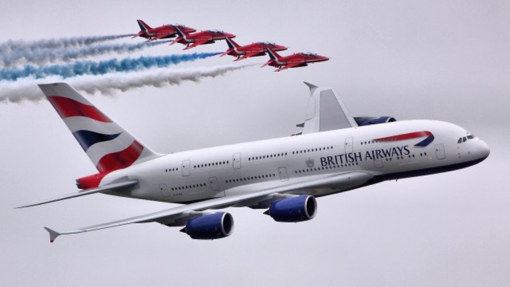 A380_&_Red_Arrows_-_RIAT_2013