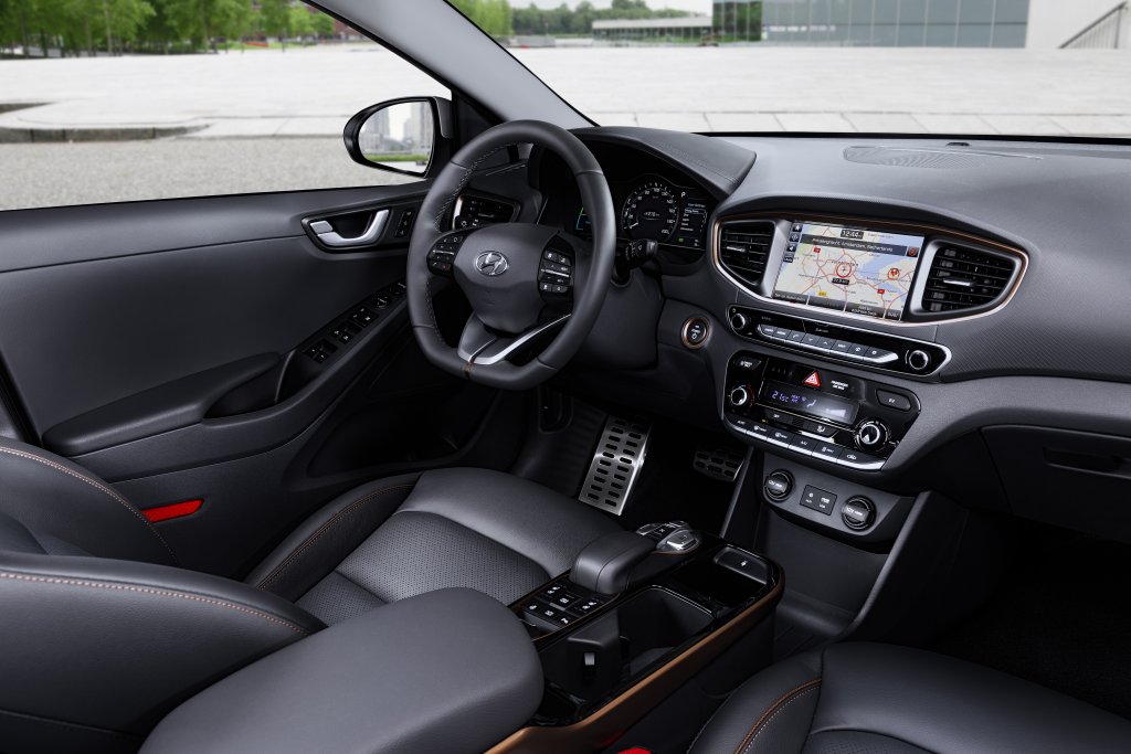 Hyundai IONIQ