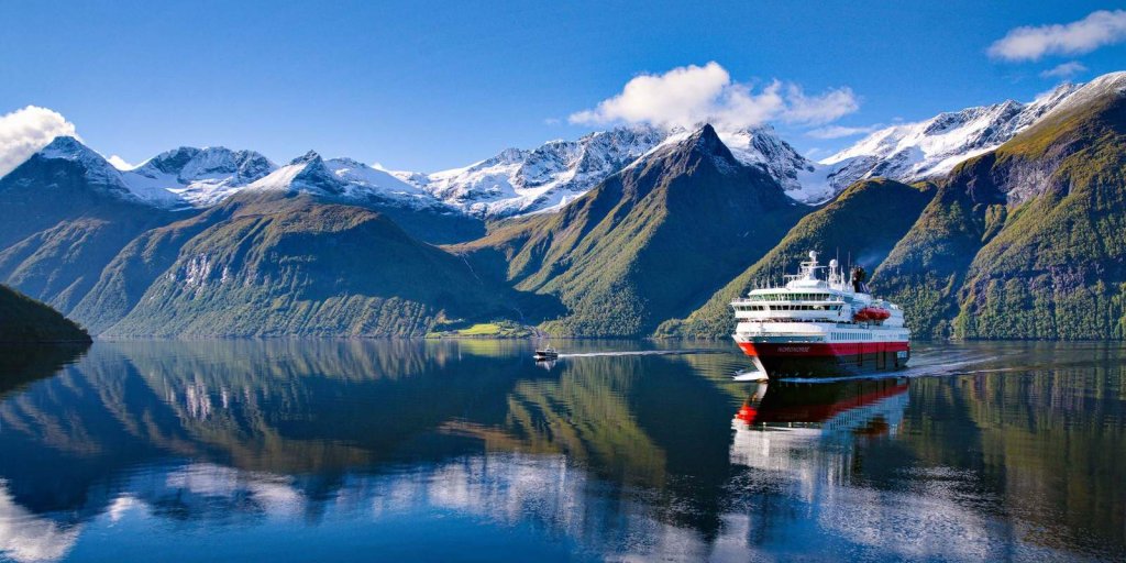 hurtigruten_norway_ab366eb6-3536-4241-807b-227067e44b30