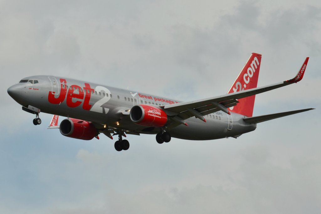 Boeing_737-800_Jet2.com_(EXS)_G-GDFC_-_MSN_28375_85_-_Named_Jet2Cyprus_(10297508093)