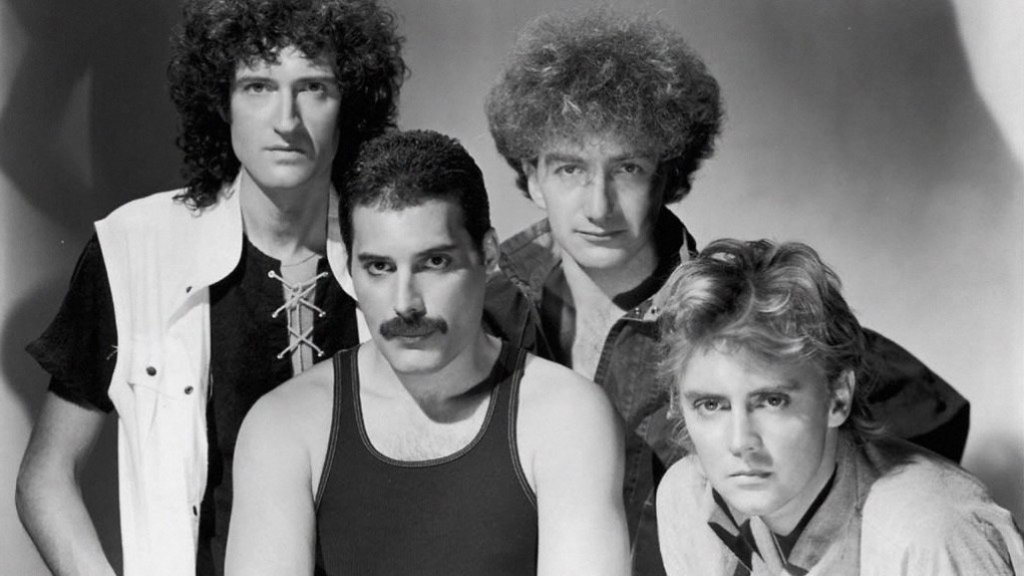 „Queen: Дните на нашия живот“ 
Документален филм за една от най-великите банди в света. Дали трябва да се гледа? Ами да. Британската продукция на музикалния журналист Мат О`Кейси разказва за най-силните моменти на Queen, за гения Фреди Меркюри и го п