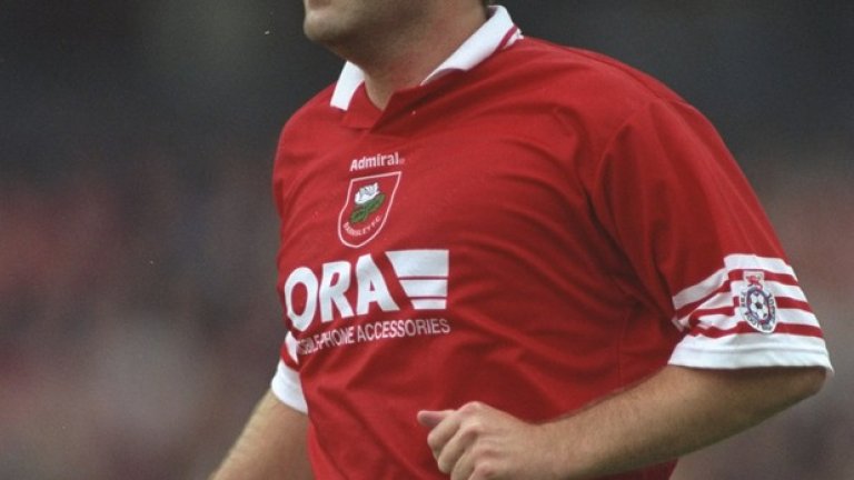 Полузащитникът на Ливърпул от края на 80-те и началото на 90-те Ян Мьолби е сред тези, които умееха да играят въпреки теглото си