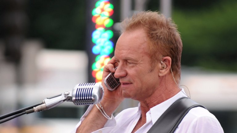 Стинг по време на кариерата си дотук е успял да натрупа около 300 милиона долара. Той има 6 деца, но нито едно от тях не е включено в завещанието му. Големият музикант споделя, че към момента те се оправят в живота повече от чудесно, без да разчитат на финансовата му подкрепа и това ще се запази и в бъдеще, когато го няма.