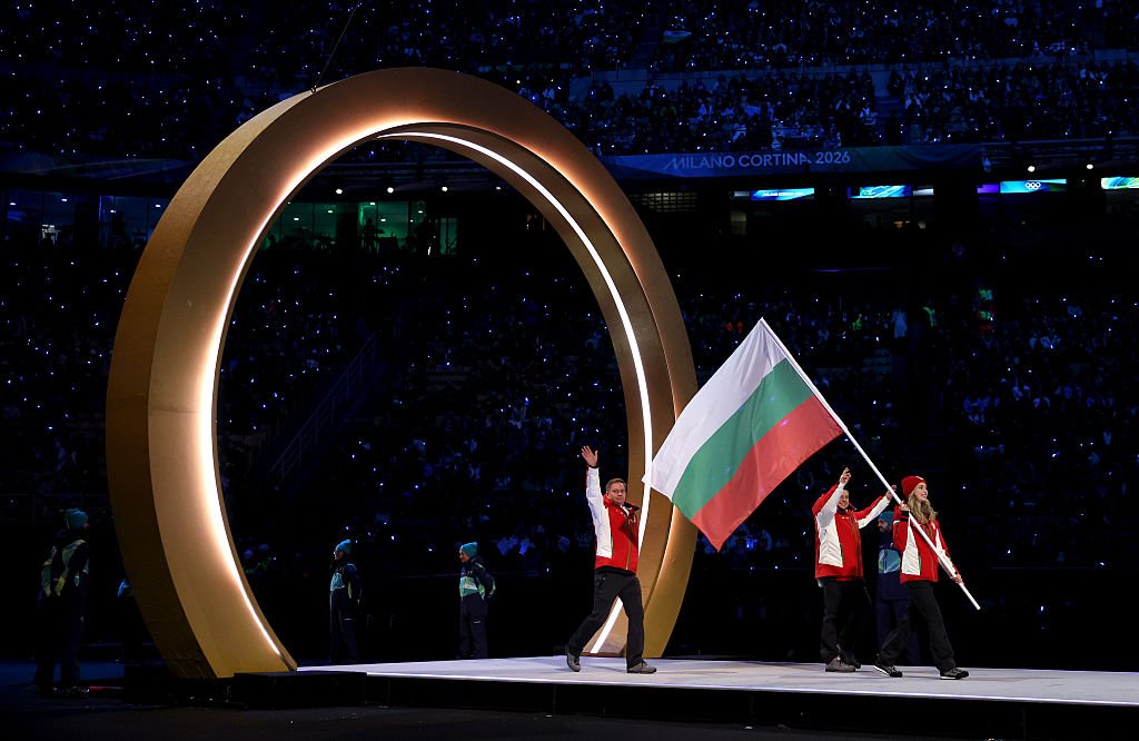 С грандиозна церемония на четири локации бяха открити Игрите в Милано и Кортина