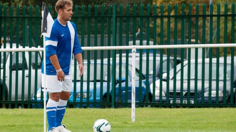 Стилиян Петров отново на терена