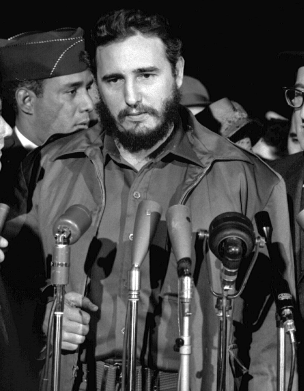 Fidel_Castro_-_MATS_Terminal_Washington_1959_(cropped)