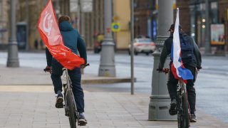 Според споносорираните от Кремъл медии западноевропейците си умират да заживеят в Русия и да оставят зад гърба си "прогнилия капитализъм". Е, истината е малко по-различна.