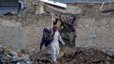 Над 1000 души загинаха при земетресение в Афганистан