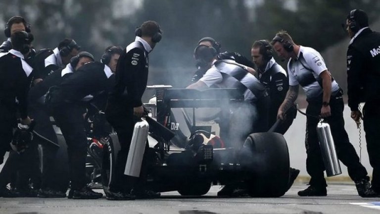 Още проблеми за McLaren-Honda - пак свързани с двигателя