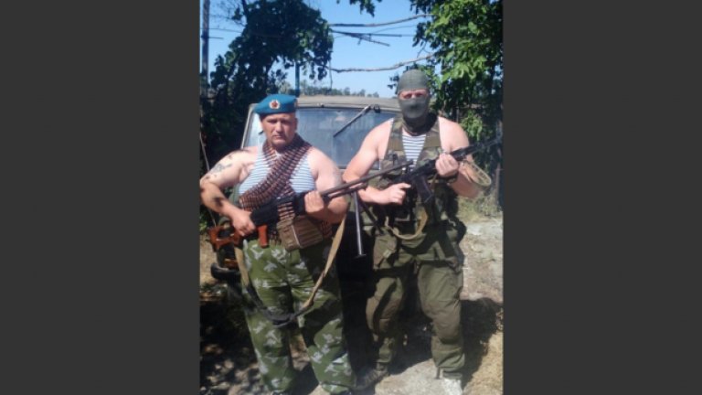 Барети, маски, автомати...