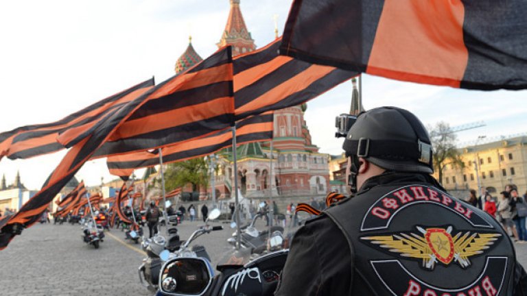 Залдостанов рекламира клуба си като патриотична организация, която поддържа и развива традиционните руски и православни ценности