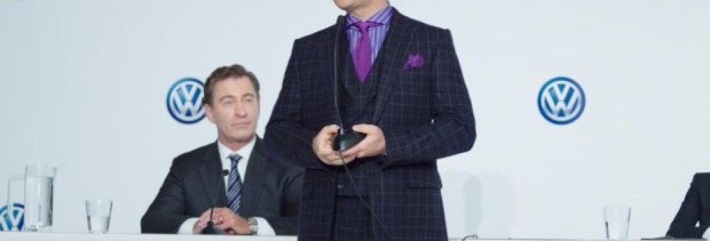 Robbie-Williams-123304-detailp