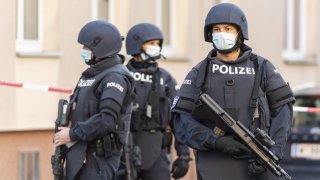 Докладът на Европол ни изправя лице в лице с мрачната реалност - криминалните синдикати са креативни, гъвкави и борбата с тях трябва да се промени драстично