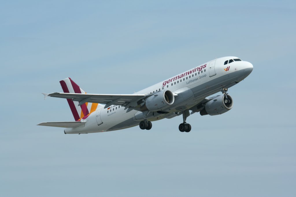 German-Wings-A319-Craig-West