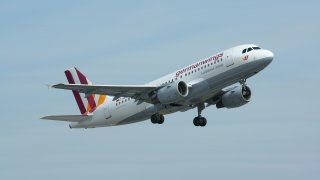 German-Wings-A319-Craig-West