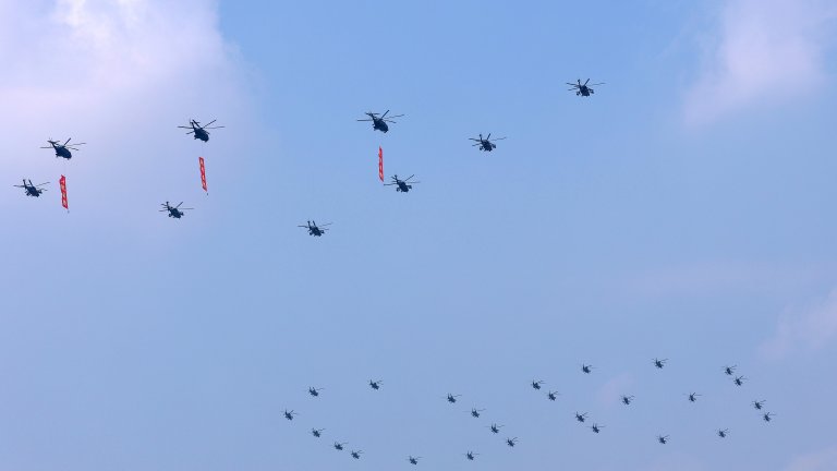 Китай събра приятелите си за пищен военен парад (снимки)