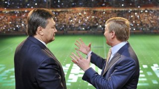 Ahmetov_i_Yanukovich__580_