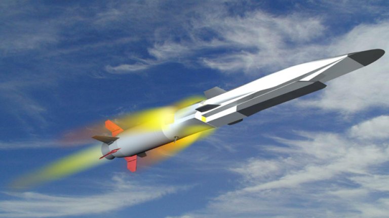 Със свръхзвуковия X-51A Waverider, който лети с 2000 м/сек