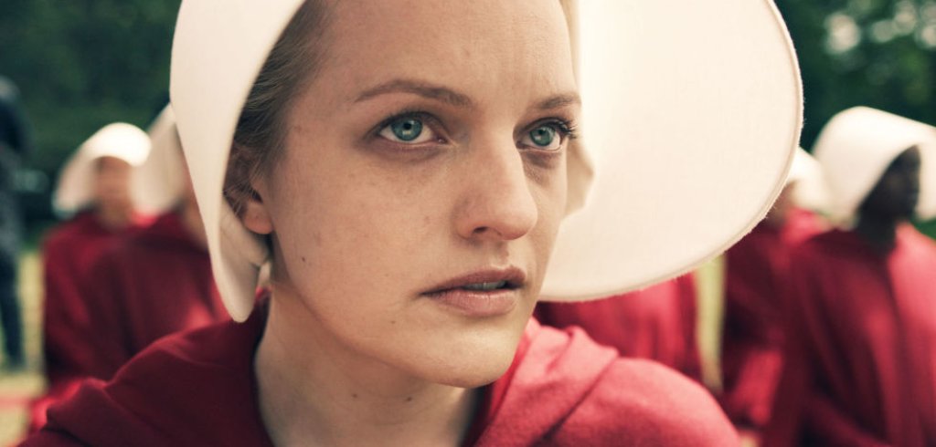 landscape-1486147144-elizabethmoss