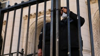 Той е обвинен в умишлено предизвикано тежко пътнотранспортно произшествие, отнело живота на друг човек