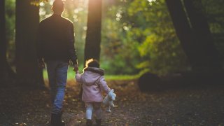 father-2606964_960_720