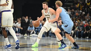 Дончич се завърна с 44 точки за Лейкърс (видео)