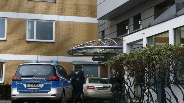 Фриц фон Вайцзекер е бил наръган по време на лекция в болница в Берлин