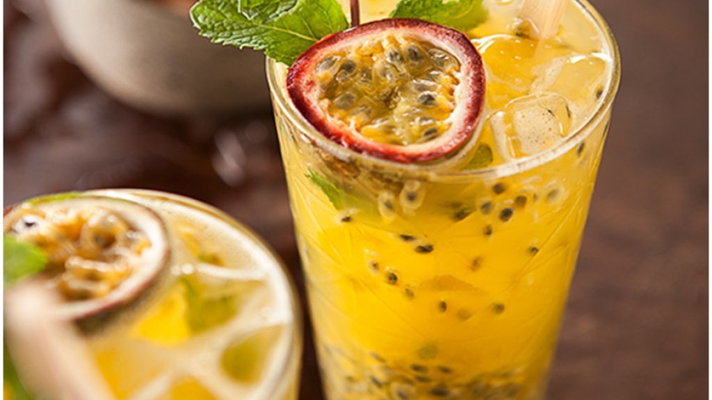 Pasion fruit Mojito 1
