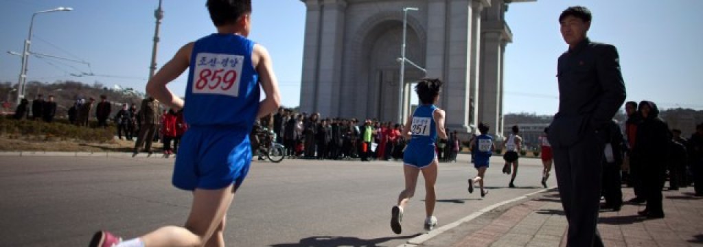 Arch-North-Korea-640x360
