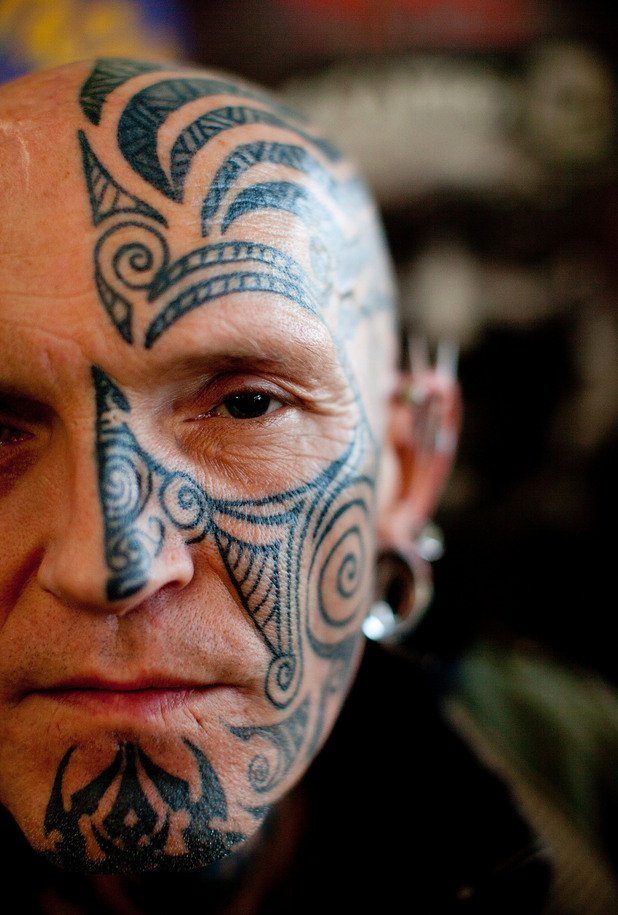 Дали културата на промяна и несигурност ни кара да се татуираме много по-масово?
