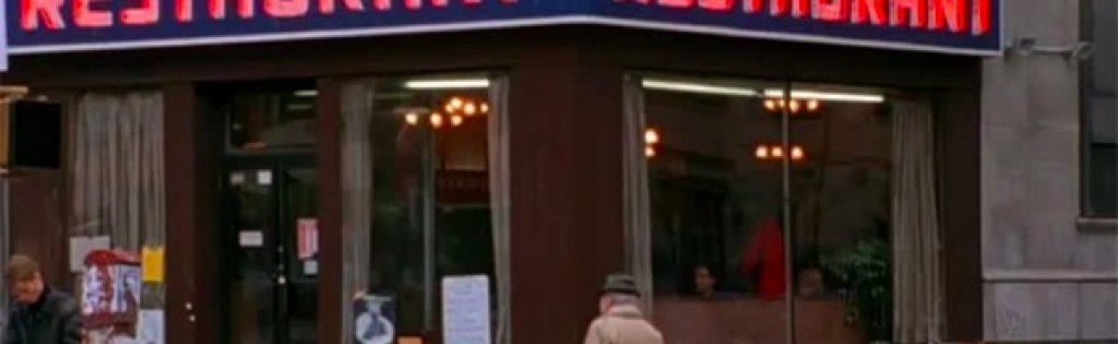 Зайнфелд и Monks Café, който всъщност съществува в Манхатън и се казва Tom\\\"s restaurant