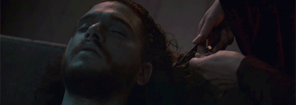 Game of Thrones

Да, след „смъртта” на Джон Сноу всичко започна да изглежда по-бавно и скучно, но онова, което се случи в шести сезон, си заслужава всяка изгубена минута. Ако не сте гледали сериала досега, подготвяме ви – попадате в свят на политика
