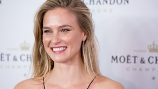 Bar Refaeli And 'Moet &amp; Chandon' Celebrates New Year's Eve