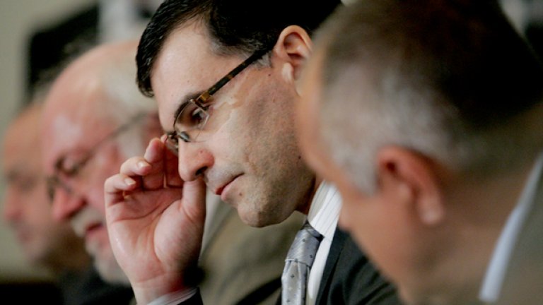 31. 03. 2010, Бойко Борисов: Шопският край е известен с ината си. Аз съм от там. Когато една политика касае 8 млн. души, правилният начин за работа е тозипремиерът