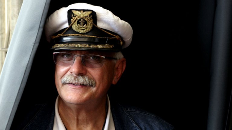 Какъв парадокс - да правиш кино за народа, да си такъв човек и режисьор, а хората така да те ненавиждат?