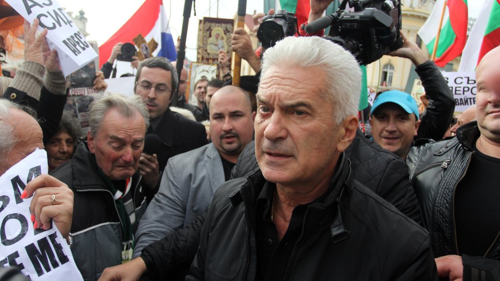 Волен Сидеров, Атака