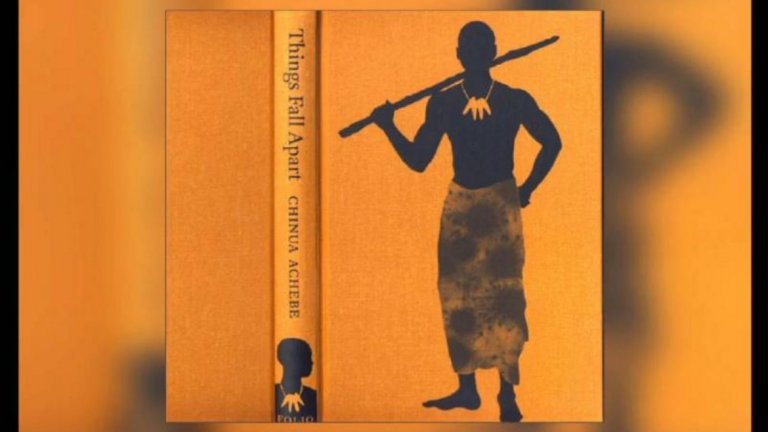 5. "И всичко се разпадна" - Чинуа Ачебе (1958 г.)
"И всичко се разпадна" е ценна най-вече заради разбиването на стереотипите за Африка, които са създадени в обществото. Книгата разглежда колониализацията на континента през погледа на африканеца. Това е един от най-ясните примери, в които жителите на Африка не са представени като обикновени диваци и членове на племена. Те са пълноценни хора, всеки със своята индивидуалност. 
