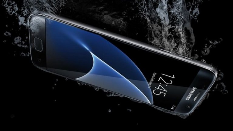 Samsung Galaxy S7 Active (включително S7 Edge и S7)
Всъщност, списъкът не се състои от 6 телефона, а по-скоро от 9. Най-добрите резултати при тестовете с loop-нато видео дават флагманите от Galaxy S7 серията. Тук влизат както последния Galaxy S7 Activе, така и S7 Edge и S7. Освен че са страхотни устройства (като Active има и допълнителни защити срещу вода, прах, удари), те издържат на експеримента съответно за 21, 19 и 16 часа.