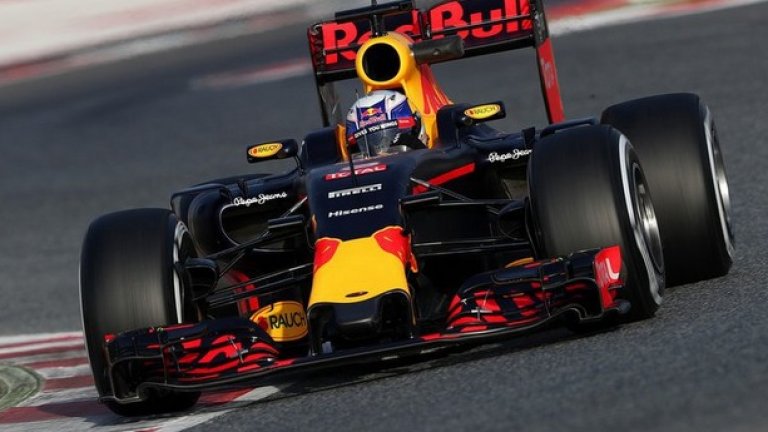 RB12 на Red Bull е най-доброто шаси в историята на тима, поне според доктор Хелмут Марко