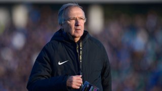 Георги Дерменджиев поема националите в странна ситуация, в която отборът е в окаяно състояние, но и като нищо ще се окаже на два мача от класиране за Евро 2020