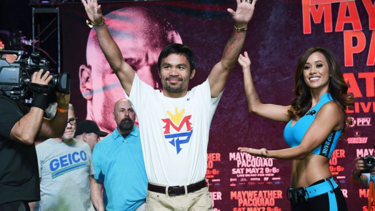 Появиха се дори промоутърки, осигурени от хотела.