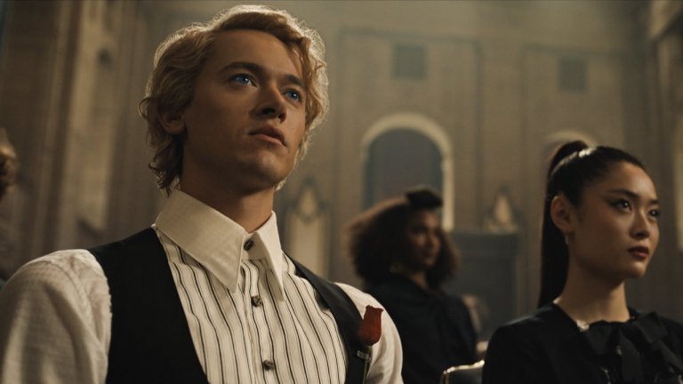 Единственият недоволен от ролята на актьора е... майка му