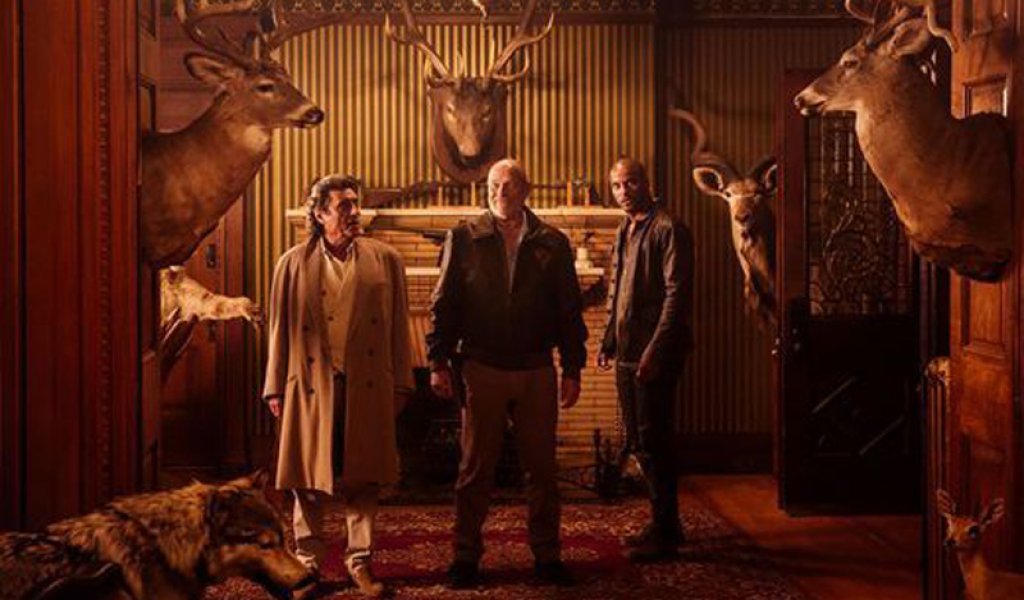 \"American Gods\"/\"Американски богове\"

Адаптацията по романа на Нийл Гейман „Американски богове“ ще се появи на малкия екран на 30 април чрез Starz. Гейман е сред изпълнителните продуценти на сериала, което дава надежда на феновете, че това ще бъ