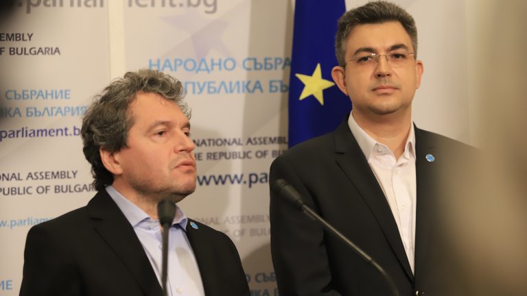 Йорданов се обърна към журналистите, за да ги обвини за оттеглянето на Момчил Иванов като кандидат за министър