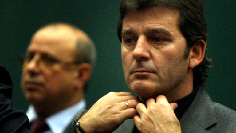 Който плаща, поръчва музиката. Но когато не знае какво да поръча, накрая може да се озове пред празния сектор на своята публика.