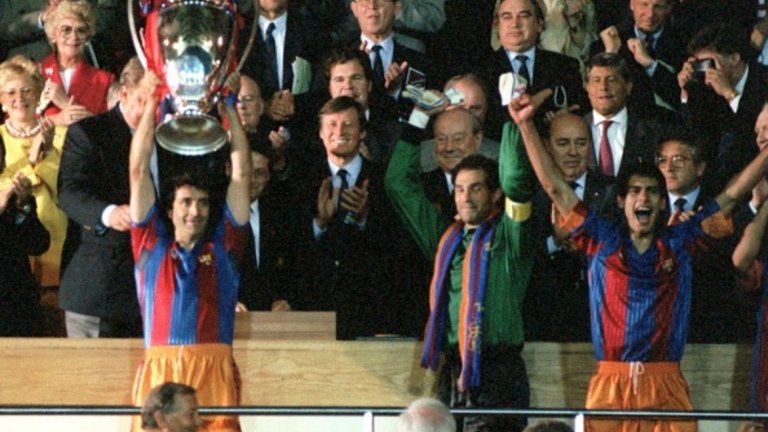 Хуан Карлос
Прекара три години в Барселона (1991 – 1994 г.), като и в трите спечели титлата в Примера. Левият бек бе част от първия европейки триумф през 1992 г., но бе на пейката при съкрушителната загуба с 0:4 от Милан на финала две години по-късно. Започна и приключи кариерата си на футболист във Валядолид, а наскоро се завърна като директор в клуба.
