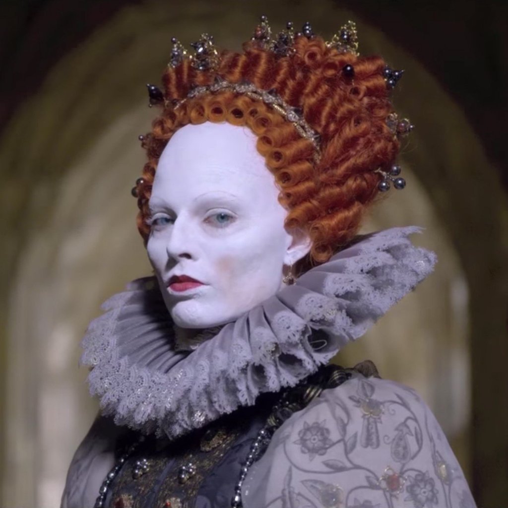 \"Mary, Queen of Scots\"
Филмът, в който Сърша Ронан влиза в ролята на кралица Мери, а Марго Роби - на Елизабет I, е базиран на книгата   на Джон Гай, My Heart Is My Own: The Life of Mary Queen of Scots. В него се разказва за съперничеството между дв