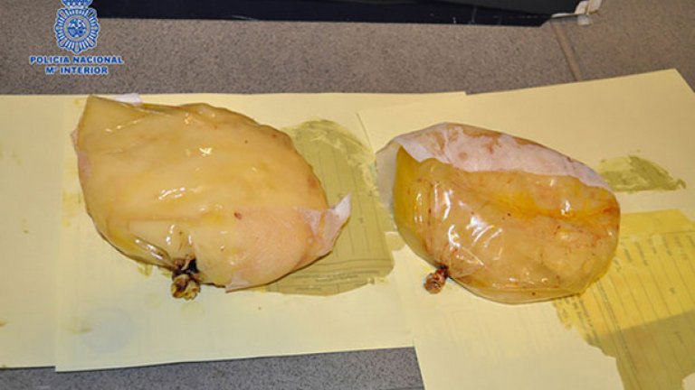 Кокаинът се пренася най-успешно в импланти за гърди