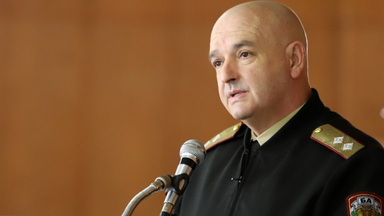 По 200 специални защитни шлема на ден започват да се произвеждат  за лекарите в болниците у нас